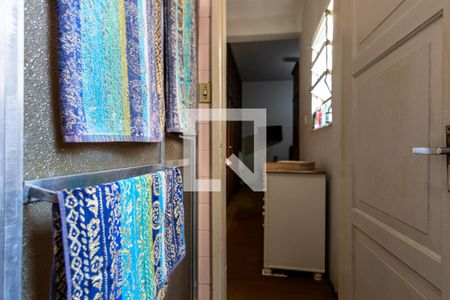 Casa à venda com 240m², 4 quartos e 4 vagas Casa à venda com 240m², 4 quartos e 4 vagasBanheiro Suite