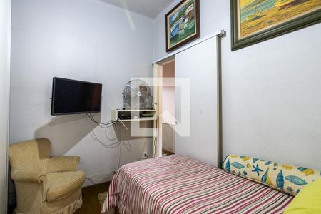 Casa à venda com 240m², 4 quartos e 4 vagas Casa à venda com 240m², 4 quartos e 4 vagasQuarto 3