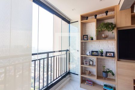 Varanda  de apartamento à venda com 2 quartos, 48m² em Padroeira, Osasco