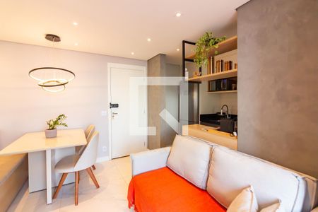 Sala  de apartamento à venda com 2 quartos, 48m² em Padroeira, Osasco