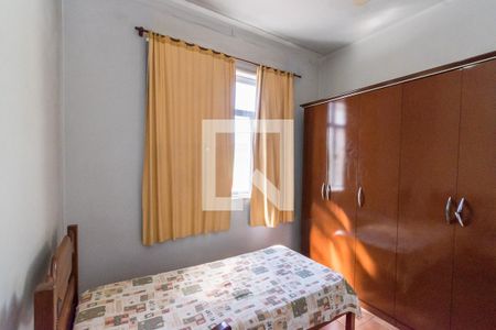 Quarto de apartamento à venda com 1 quarto, 45m² em Olaria, Rio de Janeiro