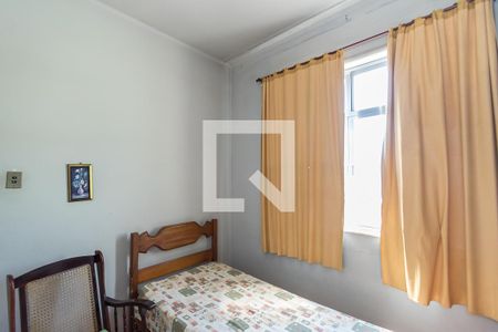 Quarto de apartamento à venda com 1 quarto, 45m² em Olaria, Rio de Janeiro