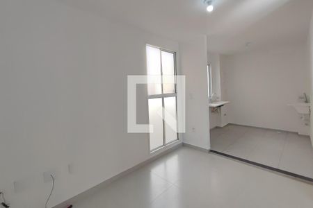 Sala de apartamento à venda com 2 quartos, 47m² em Jardim Esmeraldina, Campinas