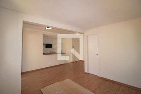 Sala de apartamento à venda com 2 quartos, 66m² em Vila Nivi, São Paulo