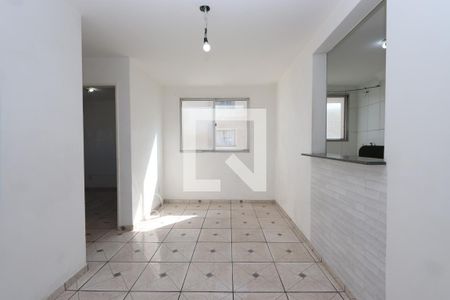 Sala de apartamento para alugar com 2 quartos, 48m² em Jardim Angela (zona Leste), São Paulo