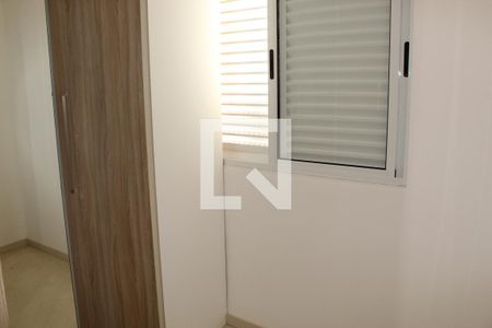 Quarto 2 de casa de condomínio para alugar com 3 quartos, 187m² em Parque Rincão, Cotia