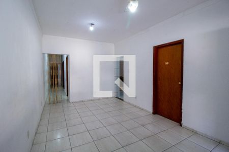 Sala de casa para alugar com 3 quartos, 115m² em Parque das Paineiras, Sorocaba