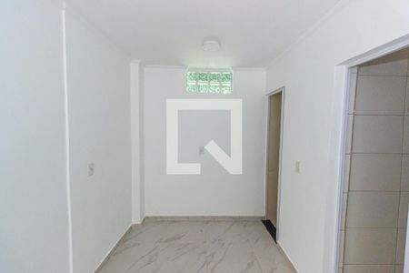 Sala/Quarto de kitnet/studio para alugar com 1 quarto, 24m² em Praça Seca, Rio de Janeiro