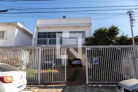 Fachada de casa à venda com 5 quartos, 290m² em Vila Camargos, Guarulhos