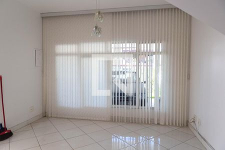 Sala de casa à venda com 5 quartos, 290m² em Vila Camargos, Guarulhos