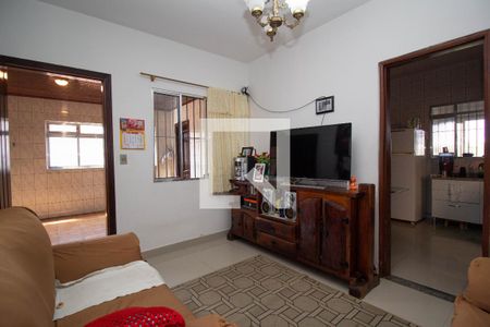 Casa à venda com 300m², 3 quartos e 4 vagasSala