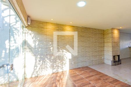 Sala de casa para alugar com 3 quartos, 130m² em Igara, Canoas