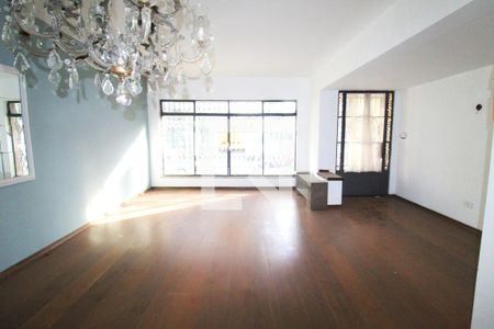 Sala de casa à venda com 3 quartos, 195m² em Vila Madalena, São Paulo