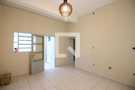 Sala de casa para alugar com 2 quartos, 120m² em Baeta Neves, São Bernardo do Campo