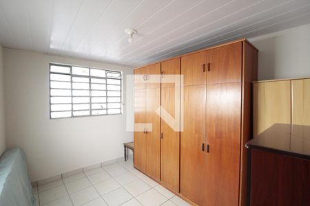 Quarto 1 de casa para alugar com 2 quartos, 60m² em Tabajaras, Uberlândia