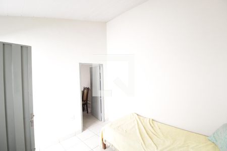 Quarto 2 de casa para alugar com 2 quartos, 60m² em Tabajaras, Uberlândia