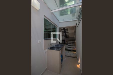 Casa à venda com 280m², 3 quartos e 4 vagas Casa à venda com 280m², 3 quartos e 4 vagasÁrea de Serviço