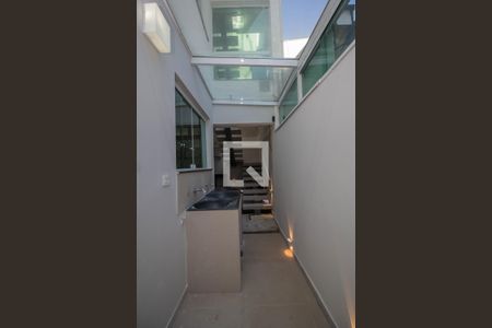 Casa à venda com 280m², 3 quartos e 4 vagas Casa à venda com 280m², 3 quartos e 4 vagasÁrea de Serviço
