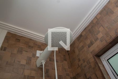 Casa à venda com 280m², 3 quartos e 4 vagas Casa à venda com 280m², 3 quartos e 4 vagasBanheiro 2