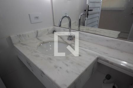 Casa à venda com 280m², 3 quartos e 4 vagas Casa à venda com 280m², 3 quartos e 4 vagasBanheiro 2