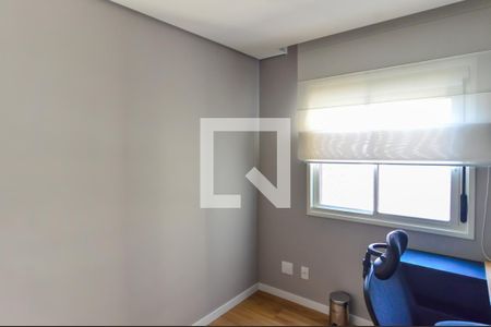 Quarto 1 de apartamento para alugar com 2 quartos, 68m² em Jardim Tupanci, Barueri