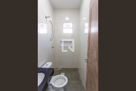 Banheiro Social de casa para alugar com 1 quarto, 25m² em União, Belo Horizonte