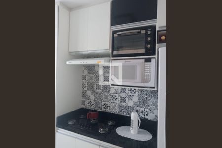 Cozinha de apartamento à venda com 2 quartos, 48m² em Califórnia, Contagem