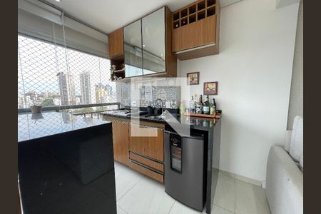 Varanda Sala de apartamento à venda com 2 quartos, 74m² em Caxingui, São Paulo