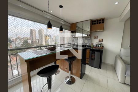 Varanda Sala de apartamento à venda com 2 quartos, 74m² em Caxingui, São Paulo