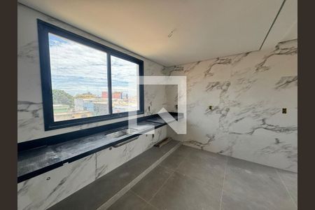 Cozinha de apartamento à venda com 3 quartos, 85m² em Inconfidentes, Contagem