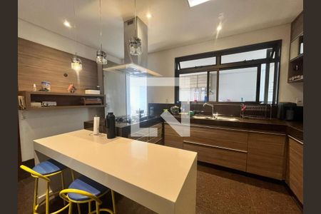 cozinha de apartamento à venda com 3 quartos, 310m² em Inconfidentes, Contagem