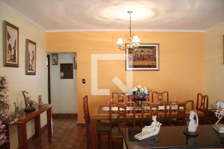 Sala de casa à venda com 4 quartos, 174m² em Vila Yaya, Guarulhos