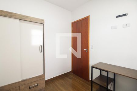 Quarto 1 de apartamento para alugar com 2 quartos, 42m² em Vila Antonina, São Paulo