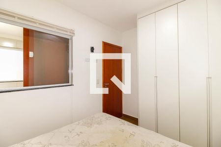 Apartamento à venda com 2 quartos, 42m² em Vila Antonina, São Paulo