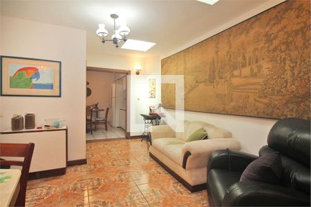 Casa à venda com 4 quartos, 450m² em Campo Belo, São Paulo