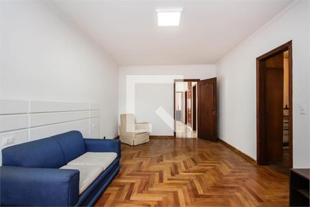 Casa à venda com 3 quartos, 272m² em Indianópolis, São Paulo
