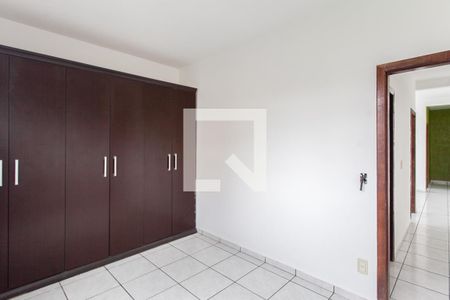 Quarto 1 de apartamento para alugar com 2 quartos, 63m² em Heliópolis, Belo Horizonte