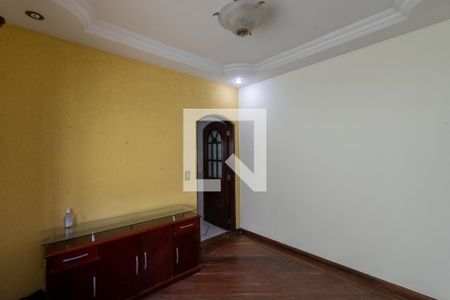 Sala de casa à venda com 3 quartos, 200m² em Vila Curuçá, São Paulo