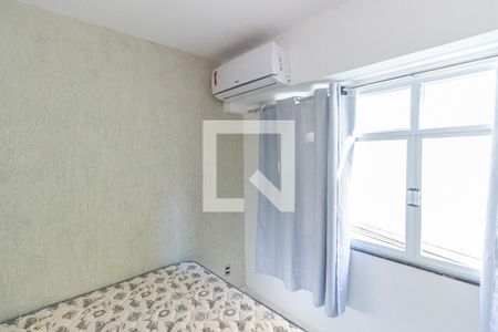 Quarto 1 de apartamento para alugar com 2 quartos, 58m² em Praça Seca, Rio de Janeiro