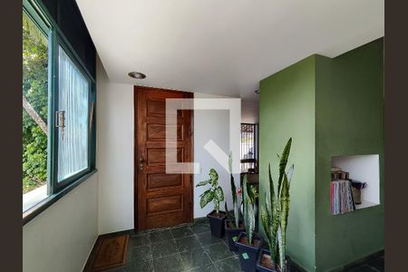 Entrada de casa à venda com 4 quartos, 215m² em Tijuca, Rio de Janeiro