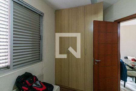 Quarto 2 de apartamento à venda com 3 quartos, 73m² em Sagrada Família, Belo Horizonte