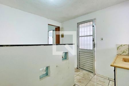 Cozinha de casa para alugar com 1 quarto, 37m² em Parque Jurema, Guarulhos