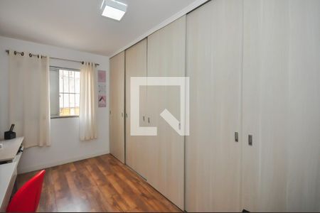 Quarto 1 de apartamento à venda com 2 quartos, 56m² em Jardim São Paulo, Taboão da Serra