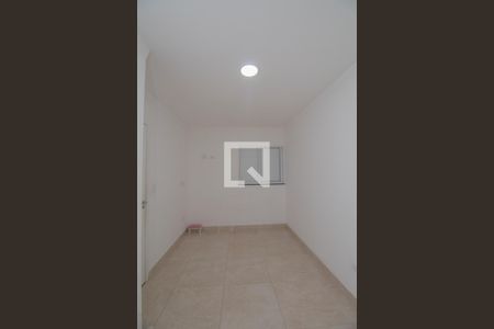 Quarto 2 de apartamento para alugar com 2 quartos, 42m² em Jardim Vila Formosa, São Paulo