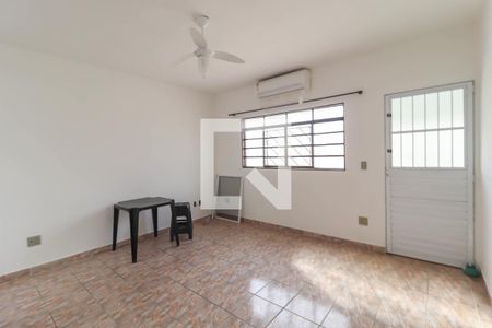 Sala de casa à venda com 3 quartos, 500m² em Tulipas, Jundiaí