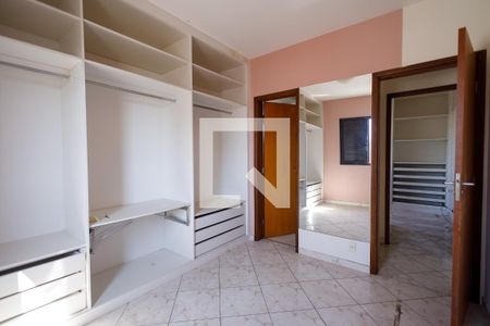 Suíte de apartamento para alugar com 3 quartos, 104m² em Jardim das Nações, Taubaté