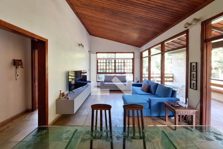 Sala de casa à venda com 3 quartos, 1000m² em Muriqui, Niterói