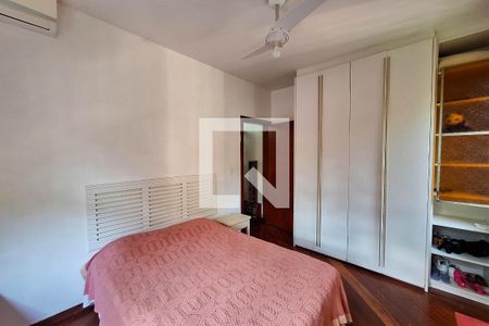 Quarto 1 de casa à venda com 3 quartos, 1000m² em Muriqui, Niterói