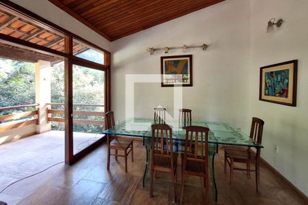 Sala de casa à venda com 3 quartos, 1000m² em Muriqui, Niterói