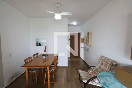 Sala de apartamento para alugar com 2 quartos, 62m² em Jardim Santa Genoveva, Guarujá